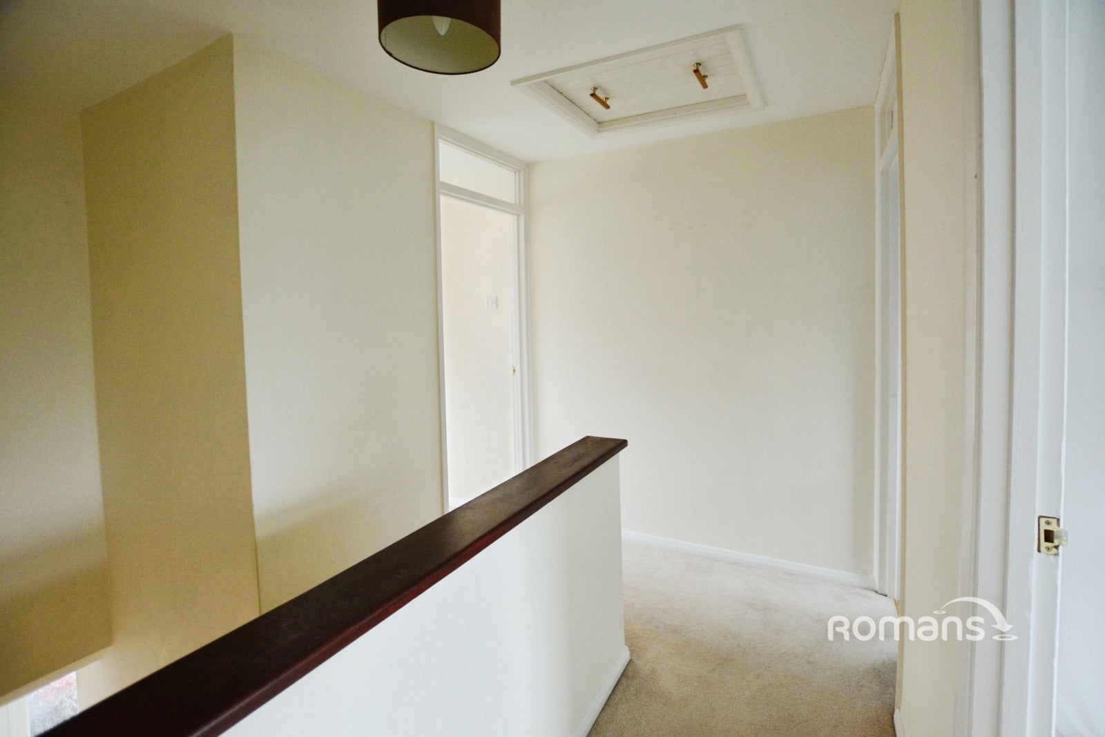 House Savay Close in Denham