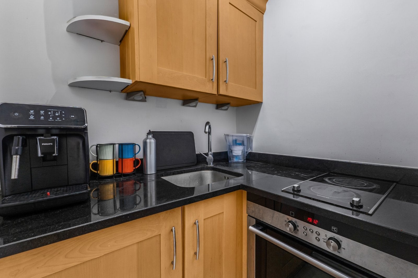 Flat Lansdowne Crescent in Greater London