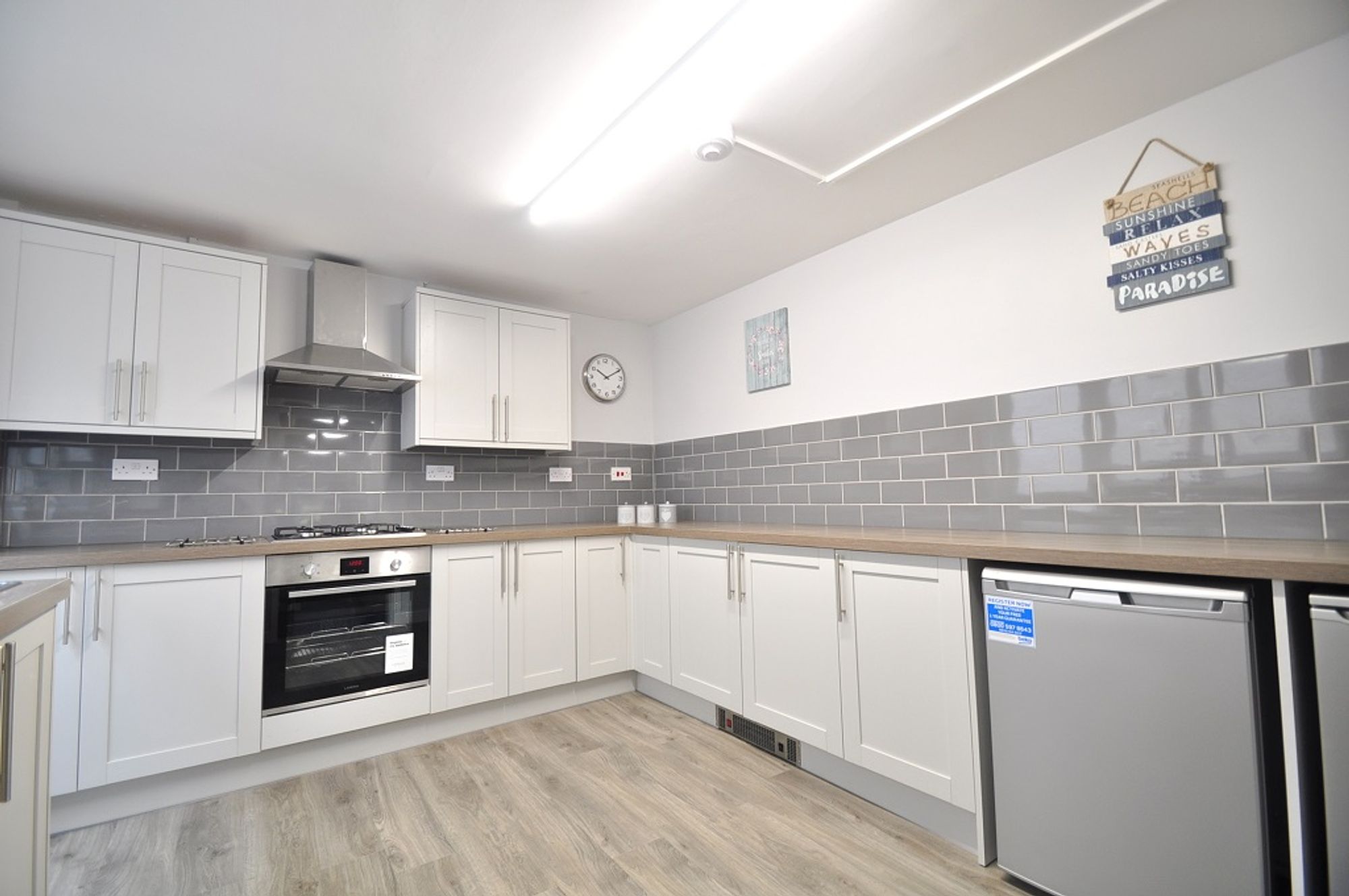 Room Risca Road in Newport
