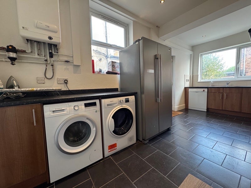 Room Colwick Road in Nottingham