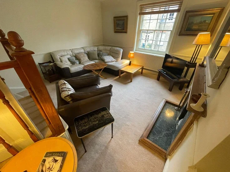 Flat South Audley Street in City of Westminster