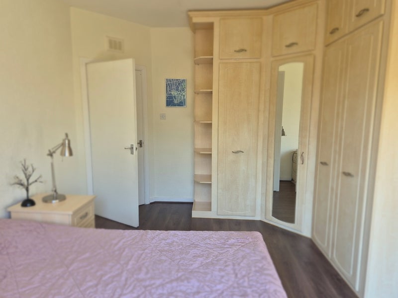 Room Haywood Street in Glasgow