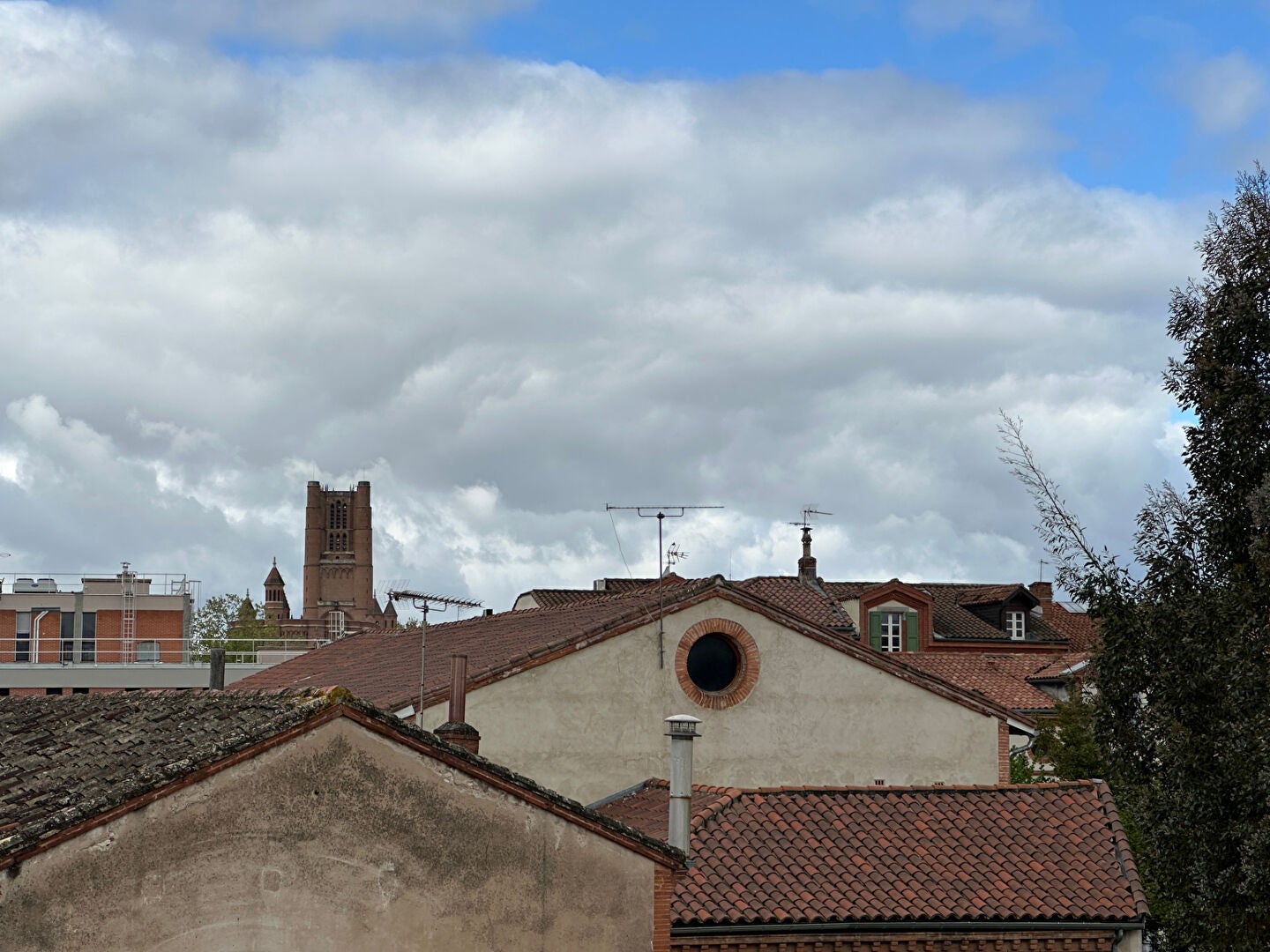 Flat Rue du Docteur Laurent Camboulives in Albi