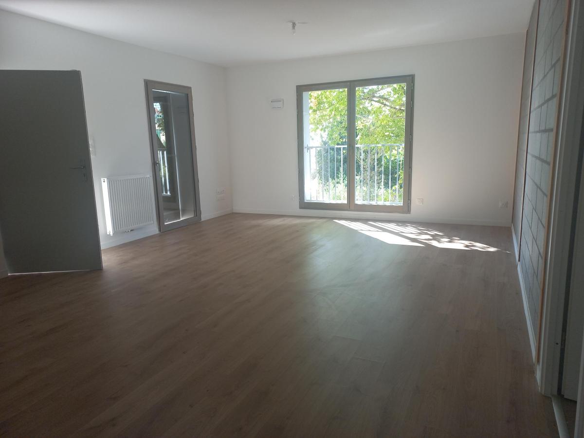 Flat Rue Simone Veil in Mios