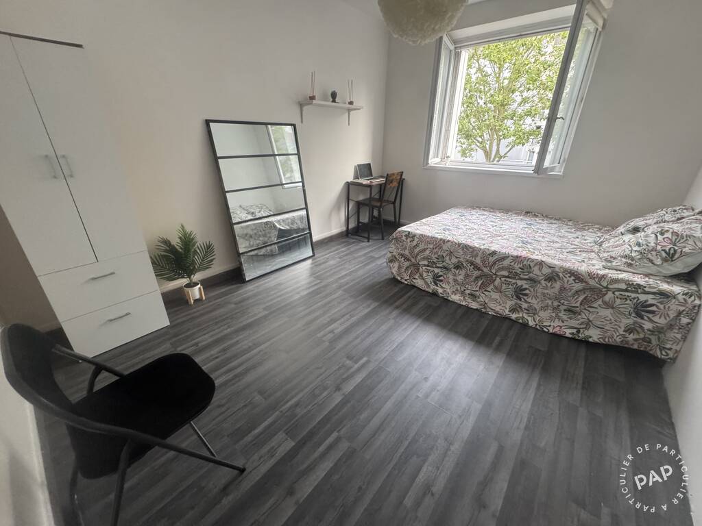 Chambre Rue Michel Jeunet à Poissy