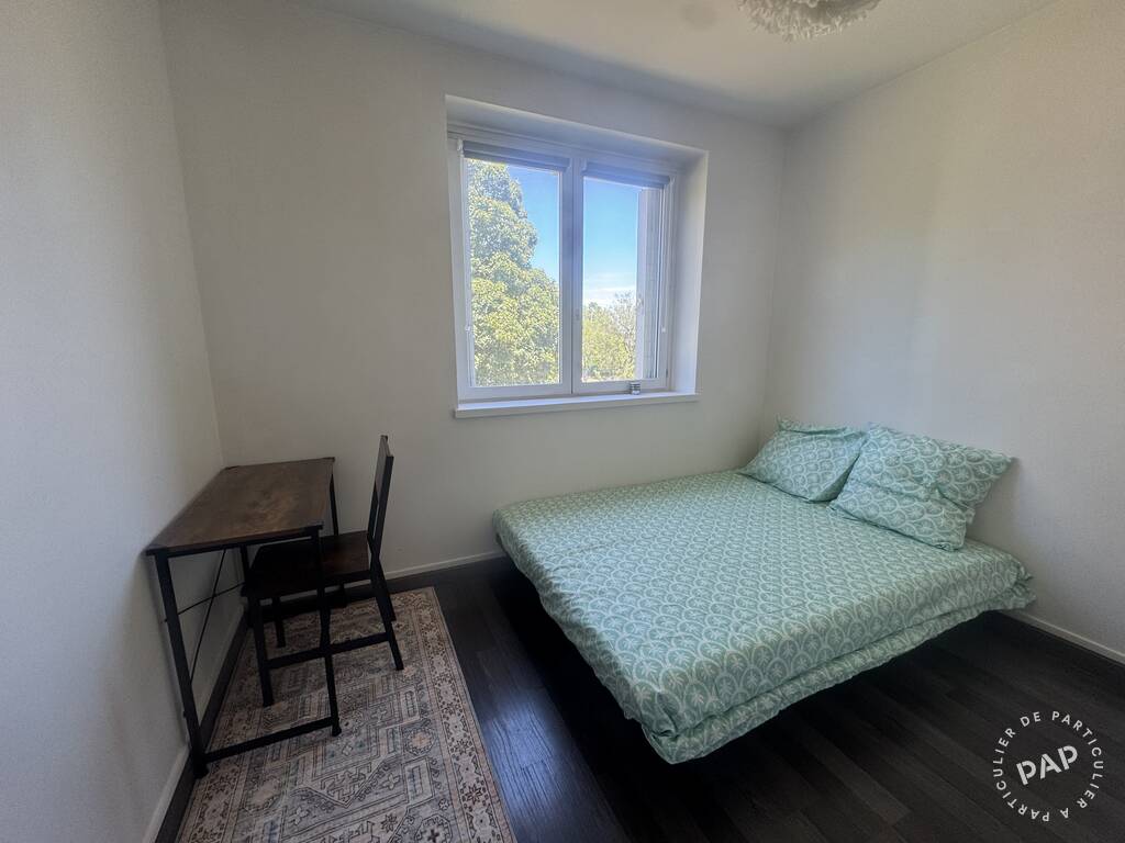 Room Rue Michel Jeunet in Poissy