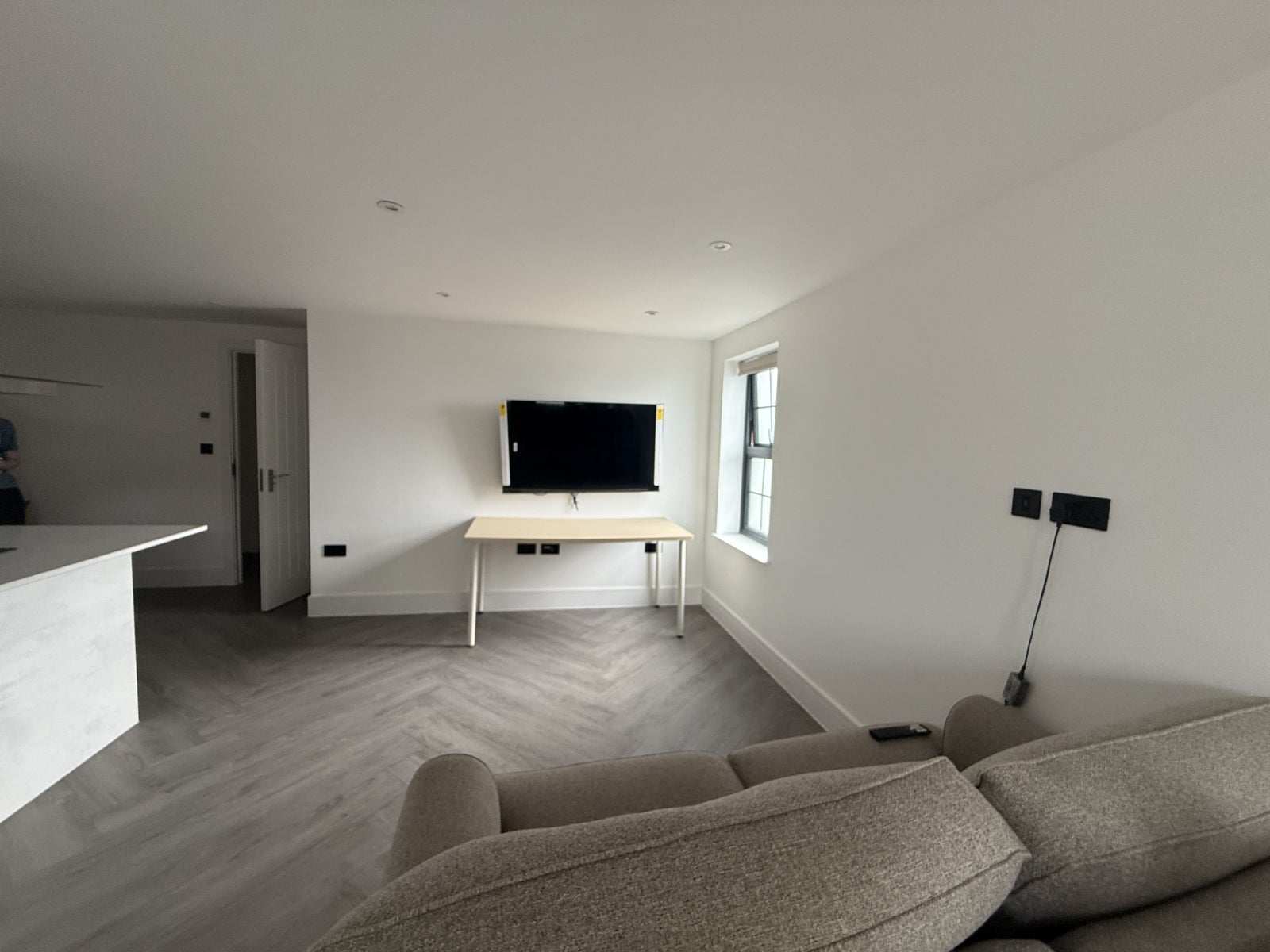 Room Sudbury Hill Close in Greater London