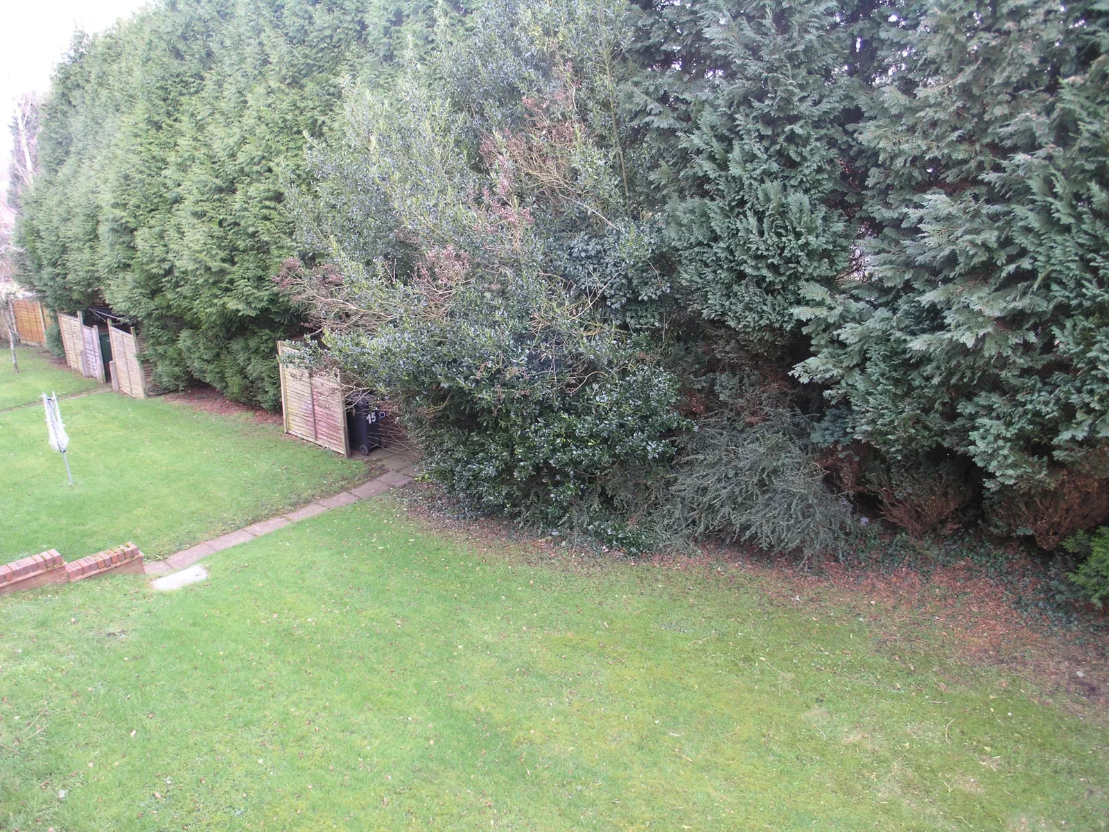 Flat Leasowes Court in Dudley