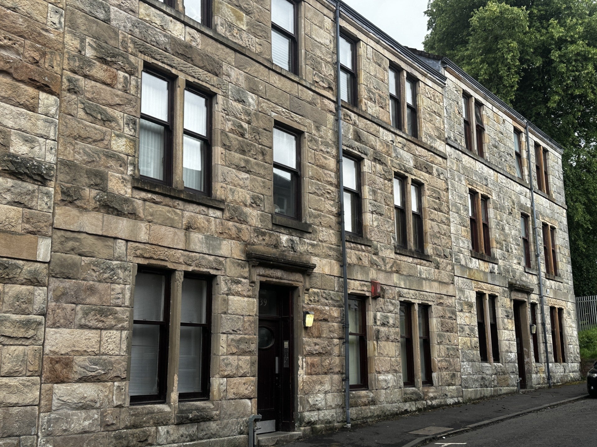 Flat Barnes Street in Barrhead