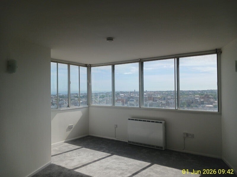Flat Marine Terrace in Thanet