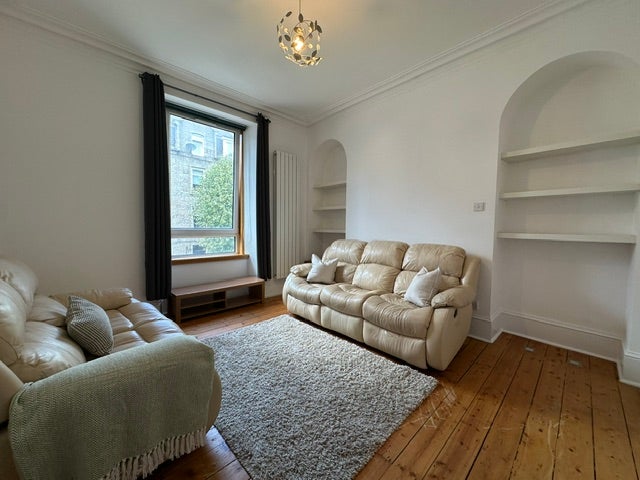 Flat Northfield Place in Aberdeen City