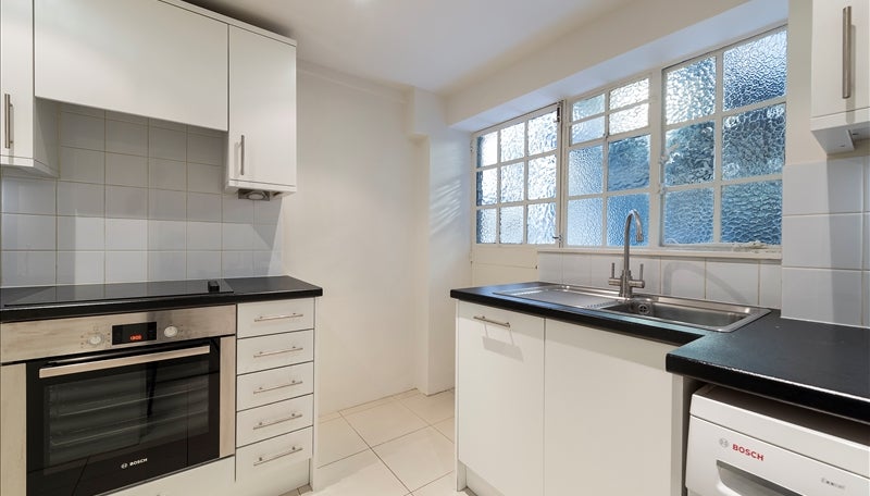 Flat Fulham Road in Greater London