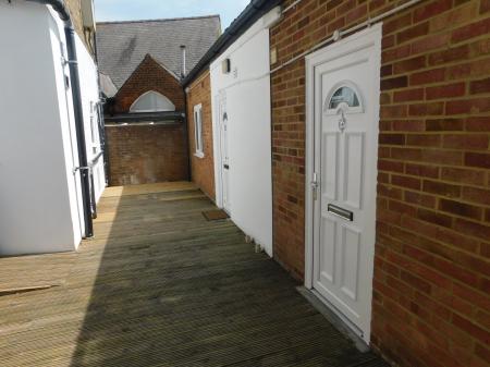 Flat Broadway in Borough of Swale