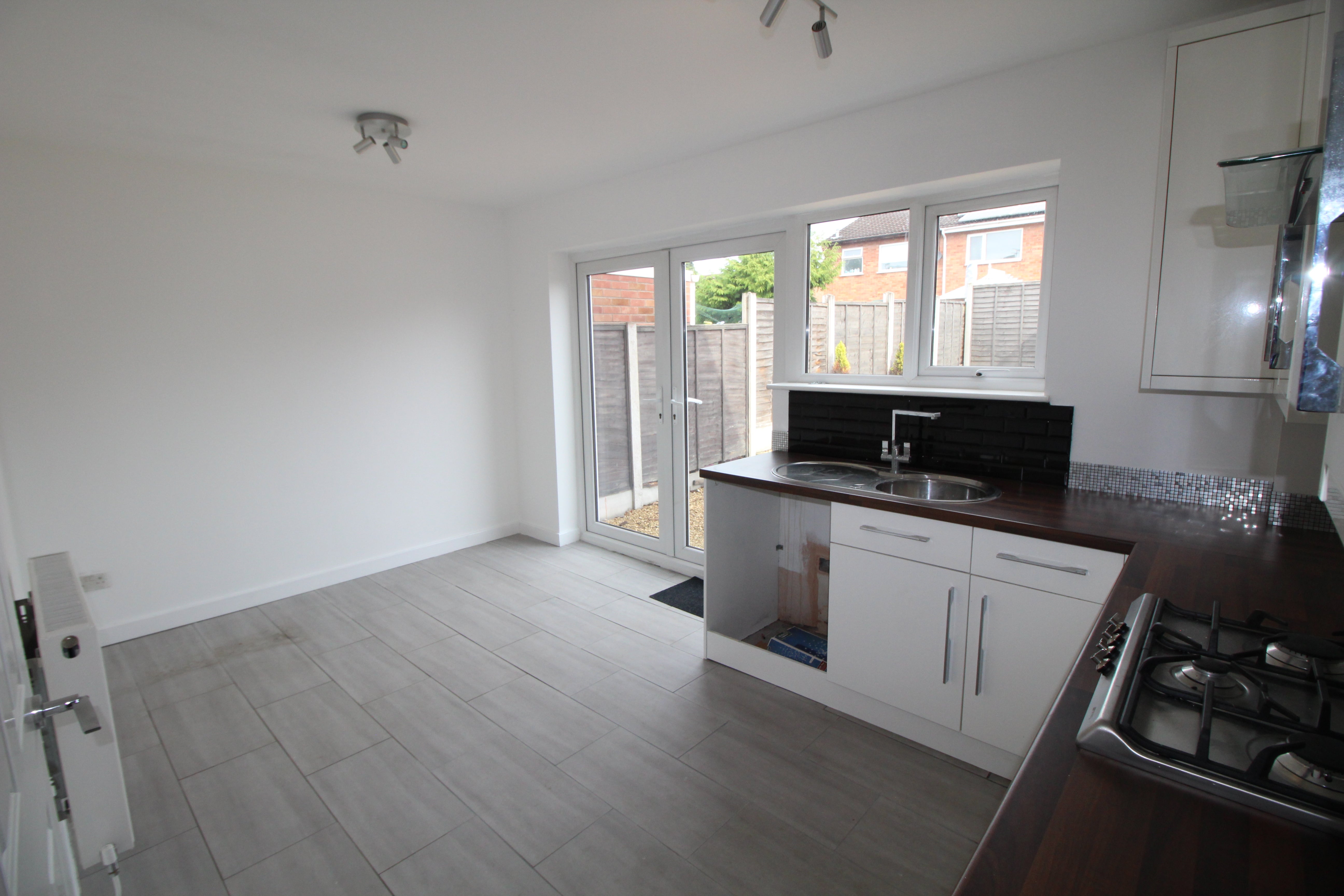 House Verdin Court in Leighton