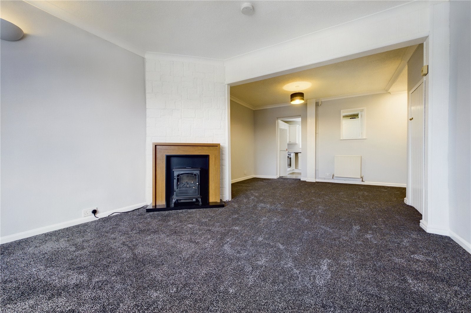 House Thirlmere Avenue in Reading