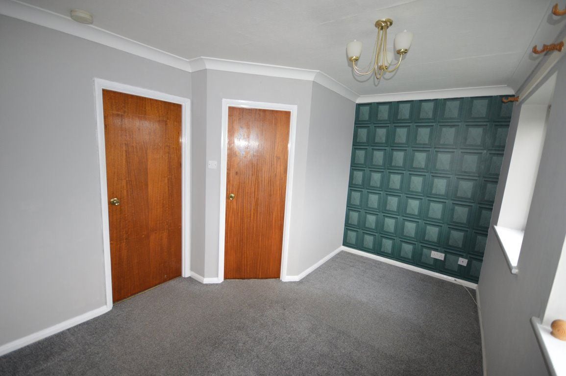 Flat Cradley Road in Dudley