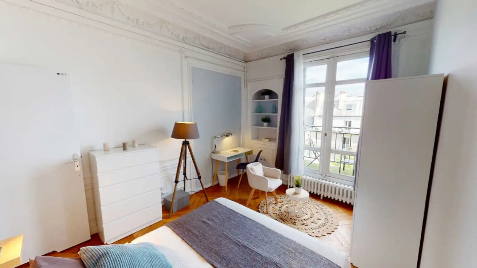 Flat Rue Ampère in Paris