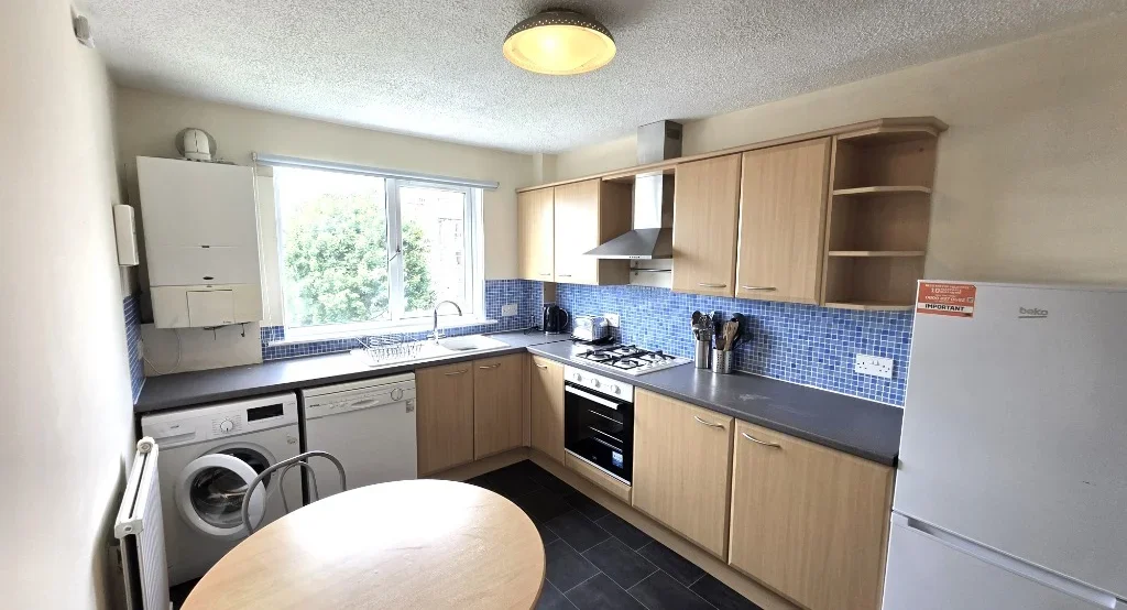 Flat Fonthill Terrace in Aberdeen City