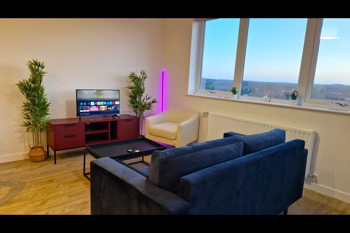Flat Elmsleigh Road in Borough of Spelthorne