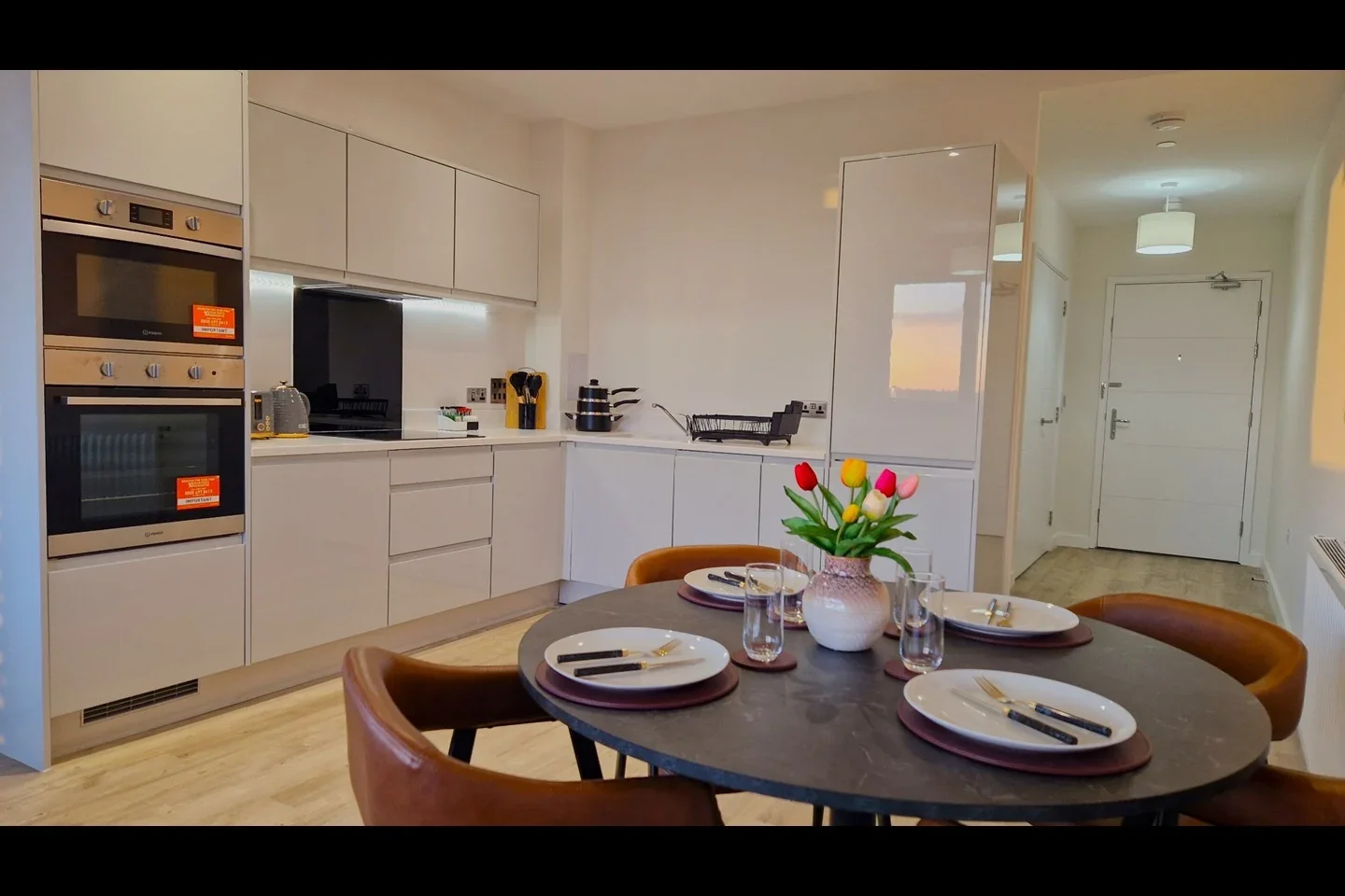 Flat Elmsleigh Road in Borough of Spelthorne