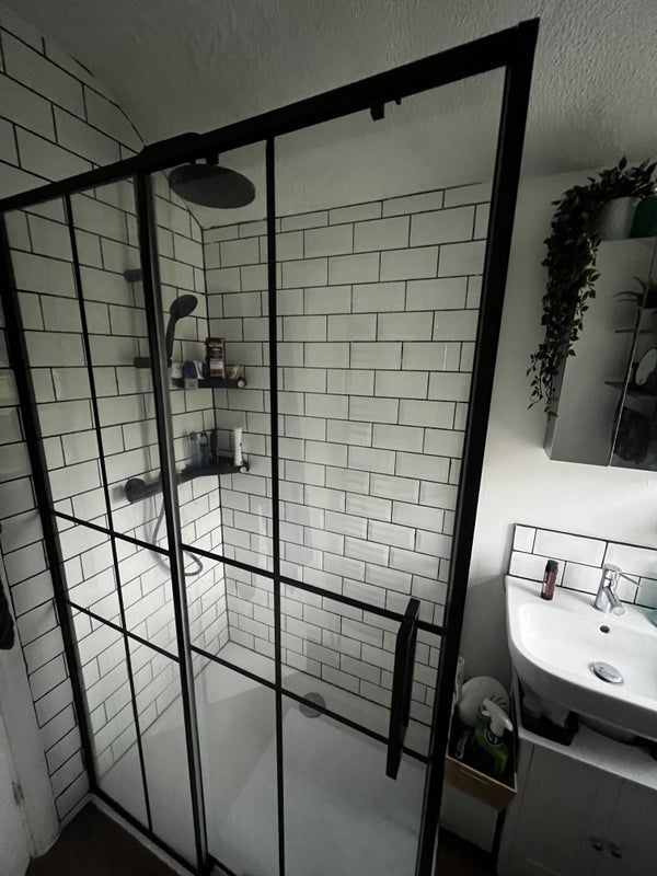 Room Nuthurst Road in Birmingham