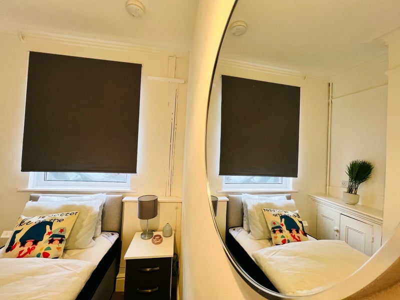 Room Darnley Street in Stoke-on-Trent