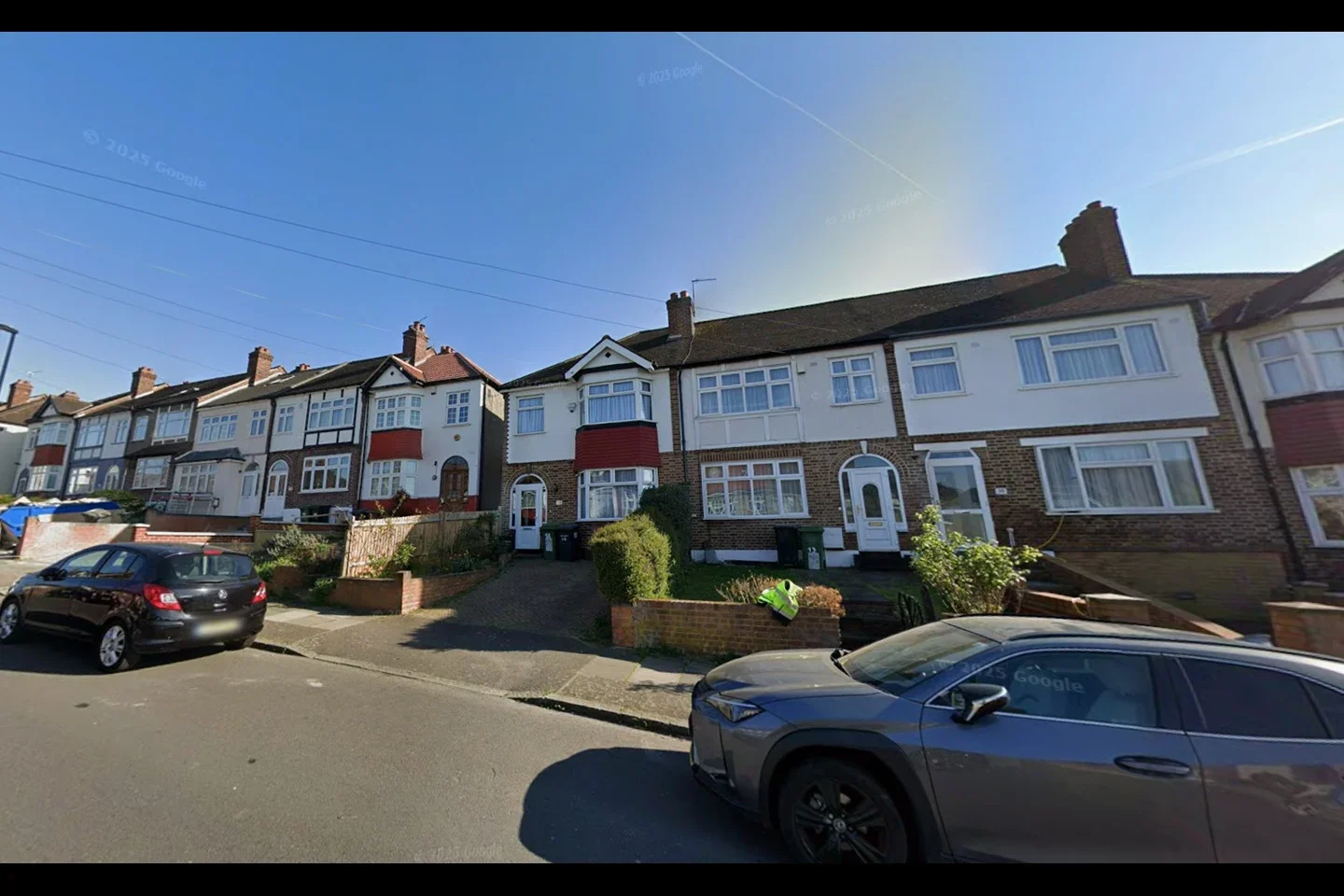 Flat Penderry Rise in Greater London