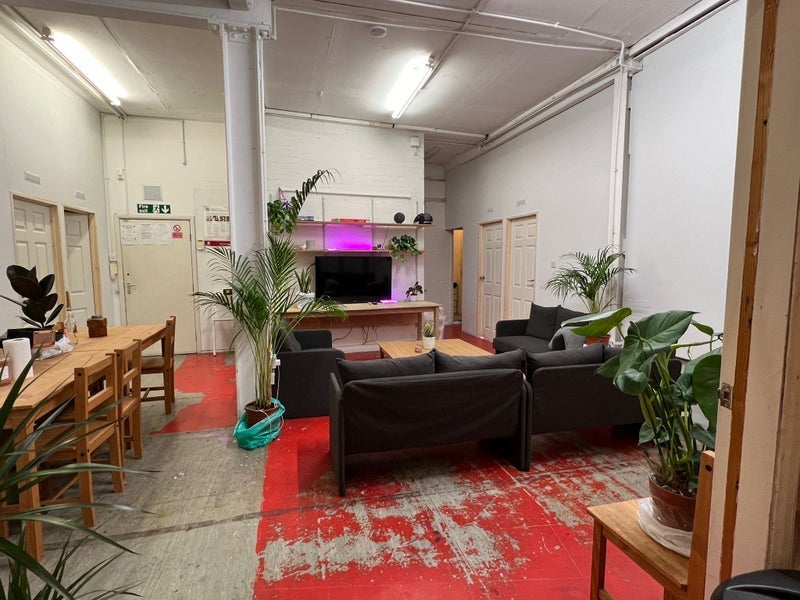 Room Punderson's Gardens in Greater London
