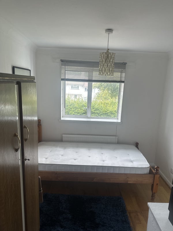 Room Punch Copse Road in Crawley