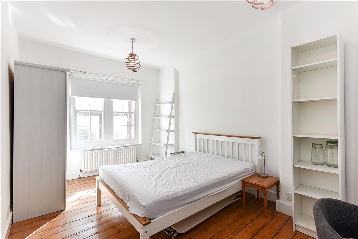Flat Tavistock Place in Greater London