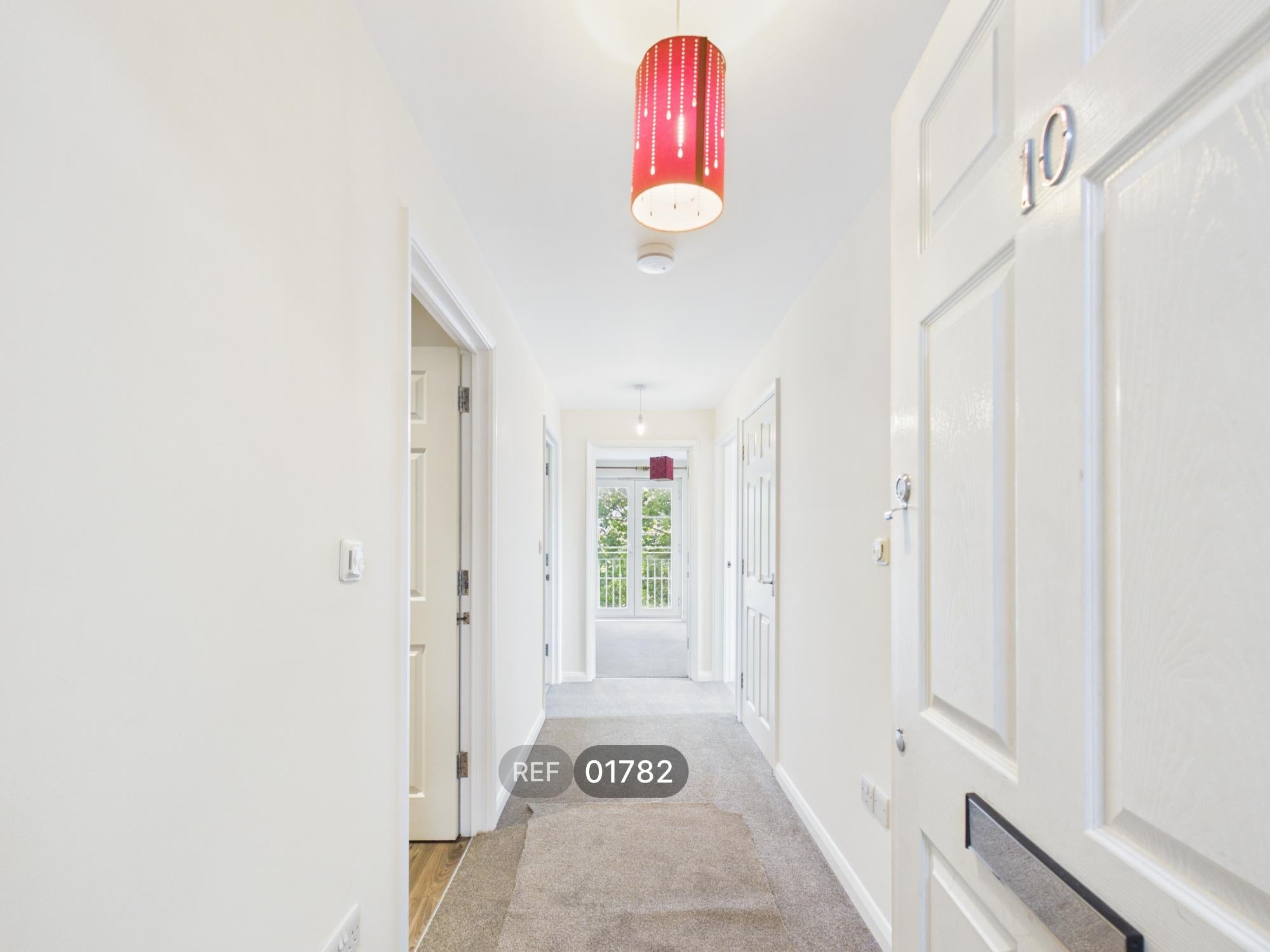 Flat Phoenix Court in Colchester