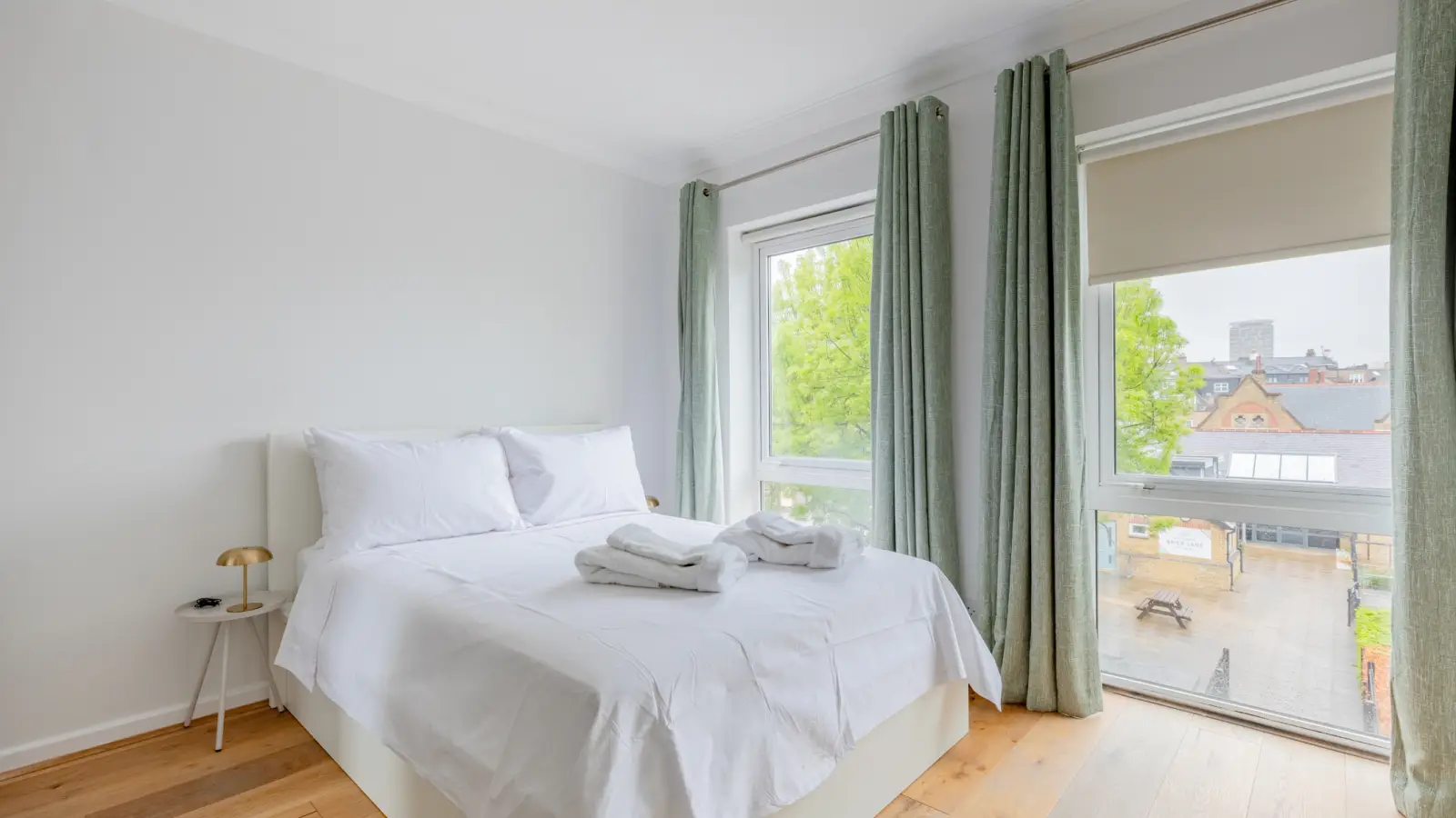 Flat Chilton Street in Greater London