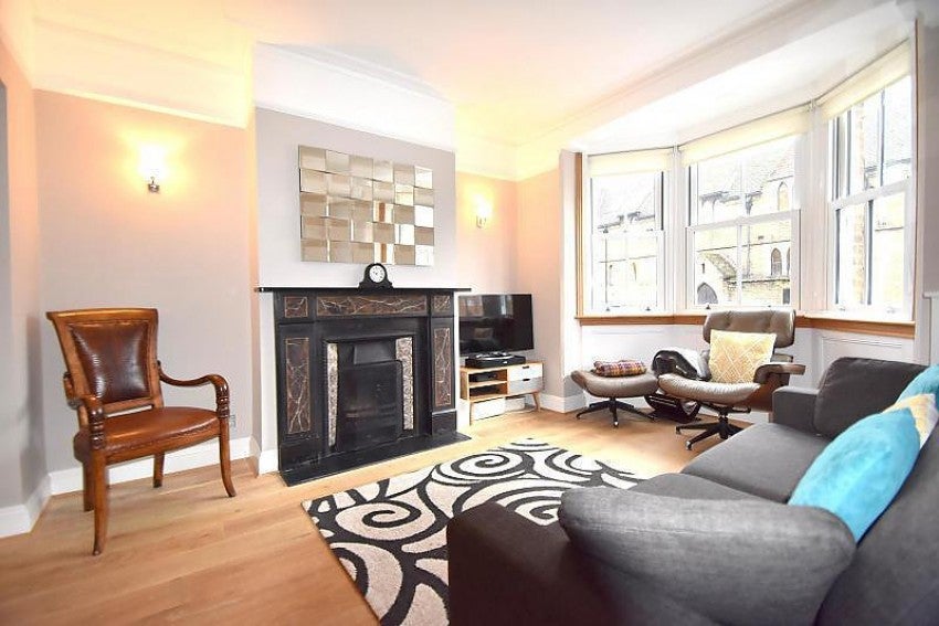Flat Vansittart Road in Windsor