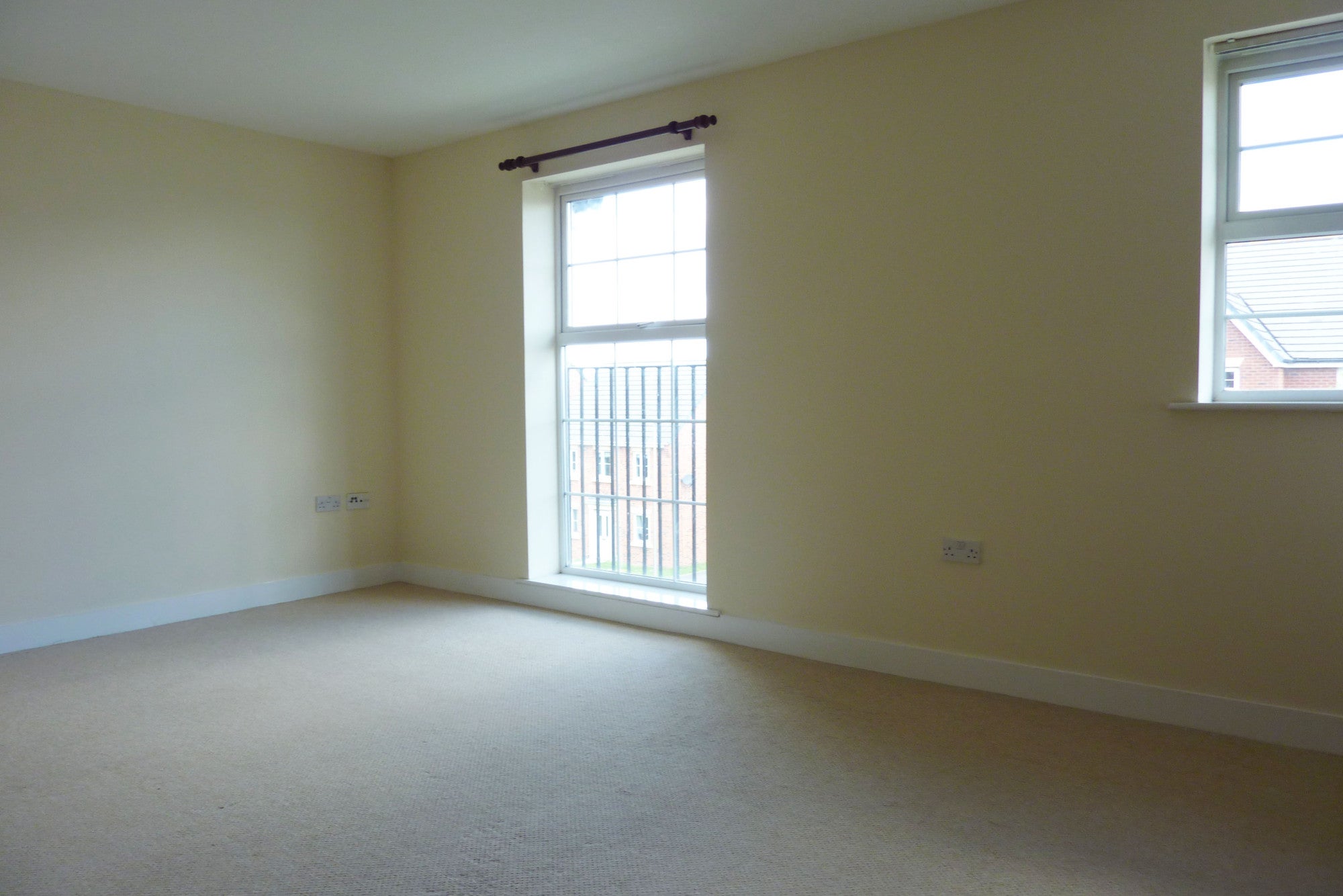 Flat Naylor Green in Ellesmere Port