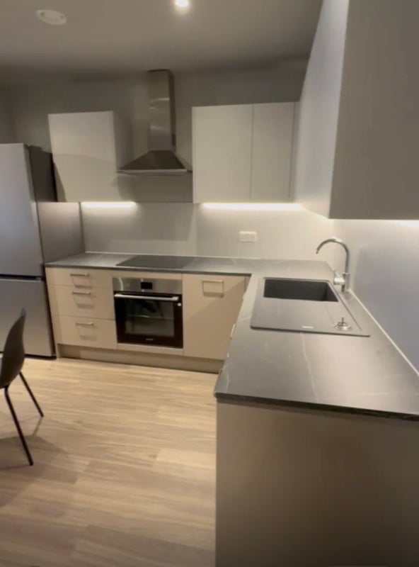 Room Marshalls Walk in Greater London