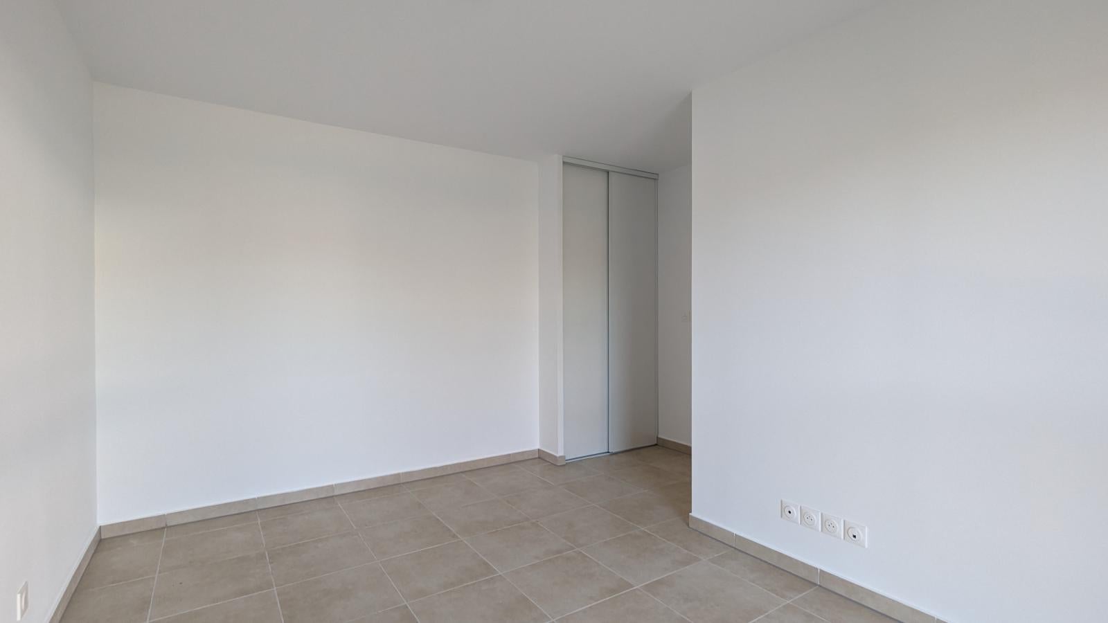 Appartement Boulevard Pierre Chavaroche à Le Luc