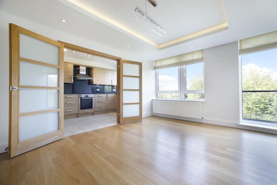 Flat Hyde Park Gate in Greater London