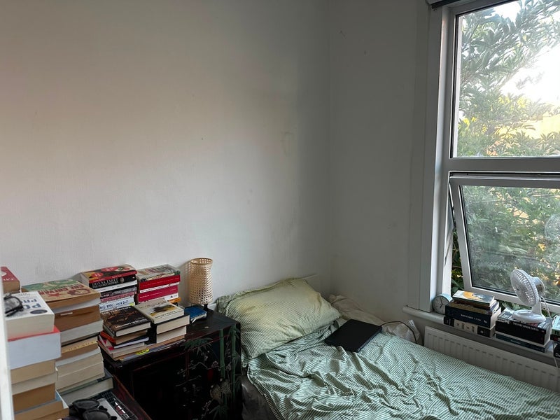 Room Willingdon Road in Greater London