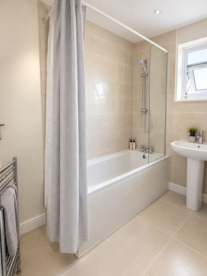 Flat Bemerton Street in Greater London