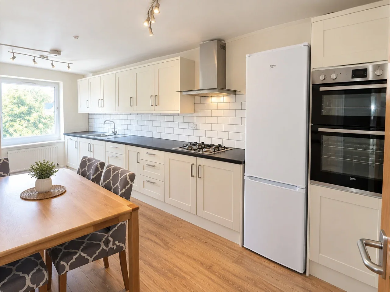 Flat Bemerton Street in Greater London