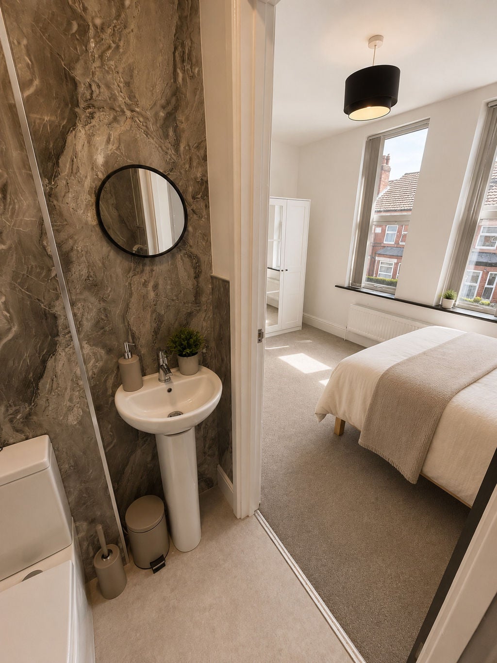 Room Derbyshire Lane in Nottingham