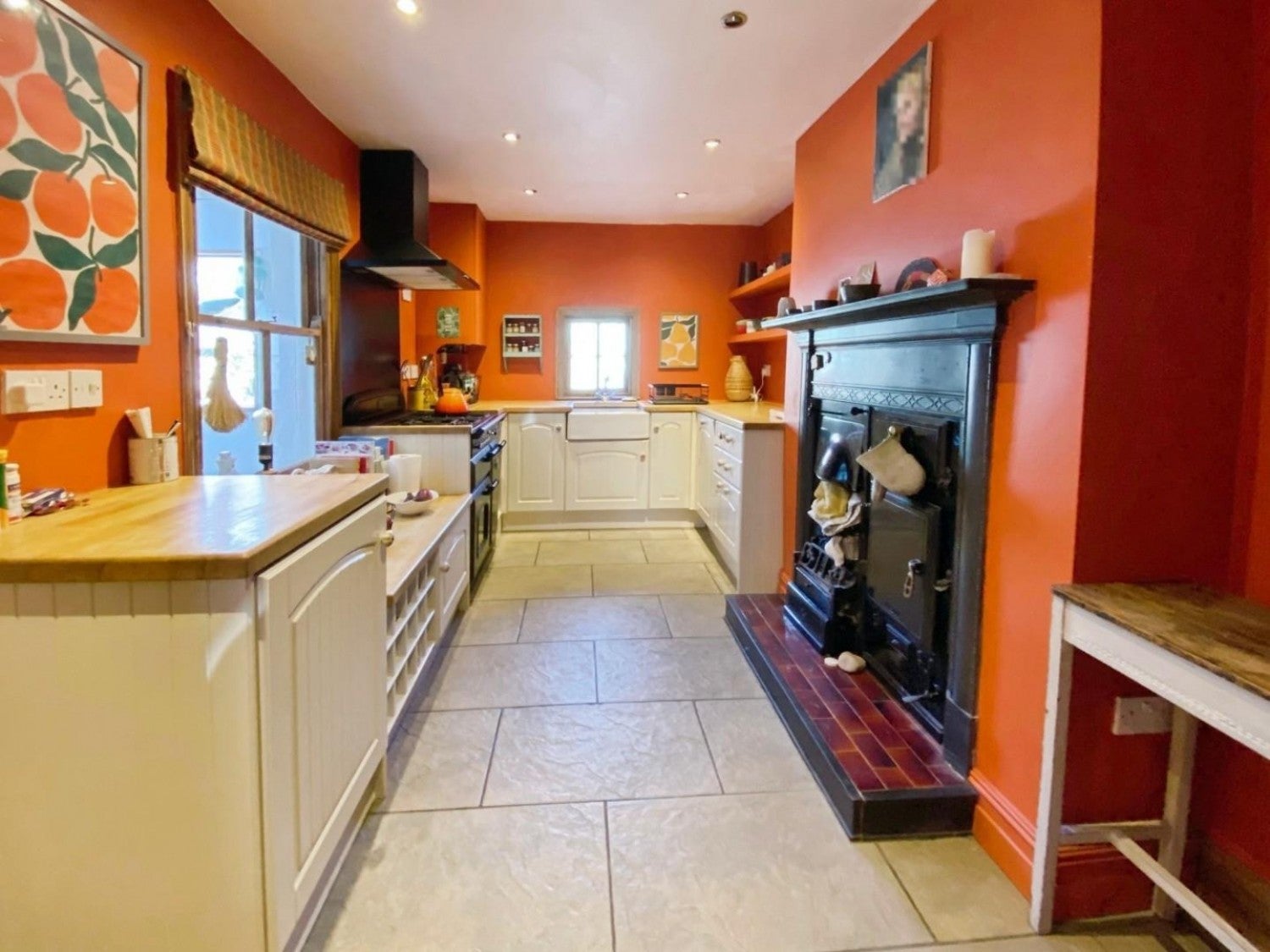 House Victoria Avenue in Sowerby