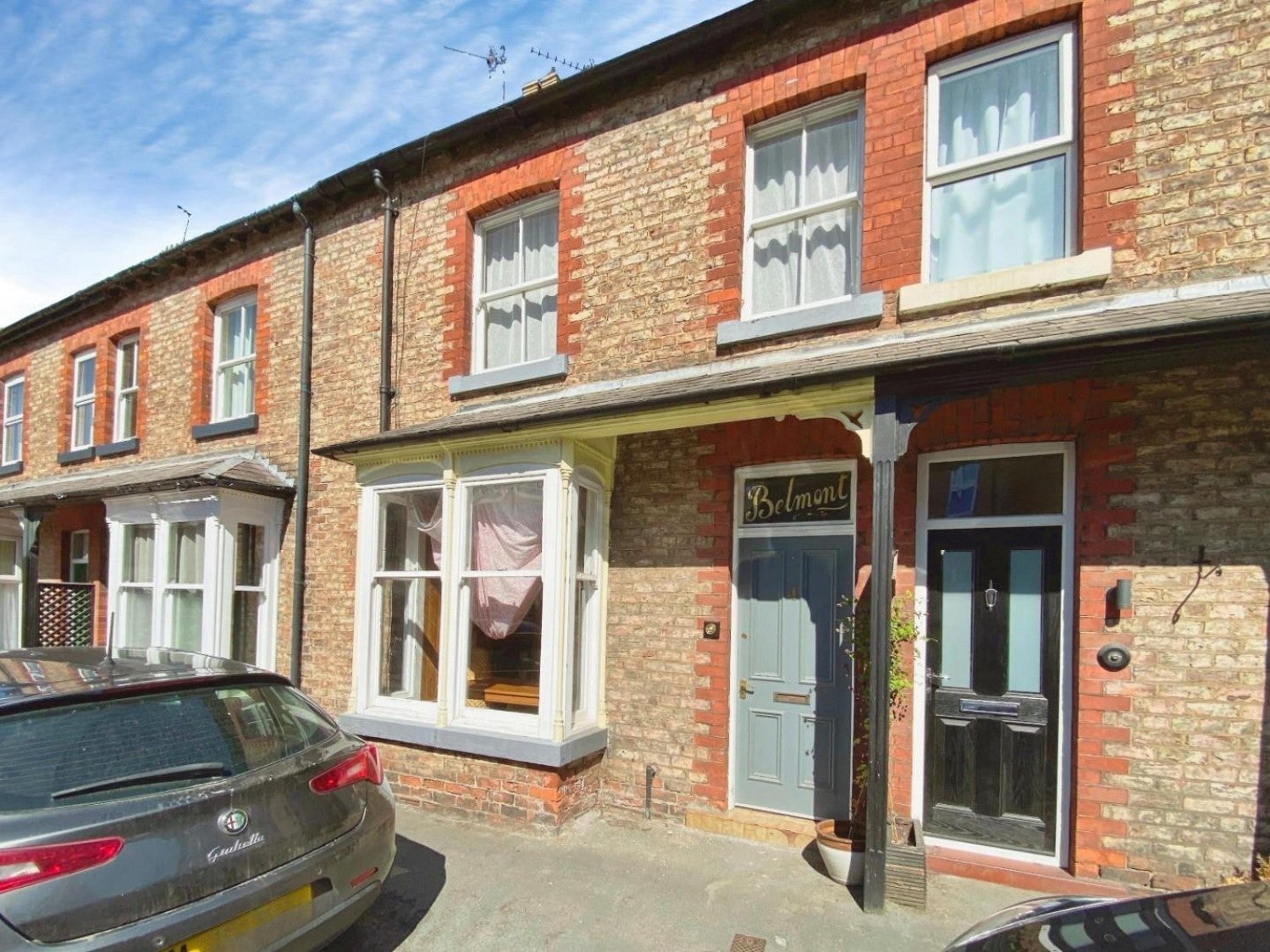 House Victoria Avenue in Sowerby