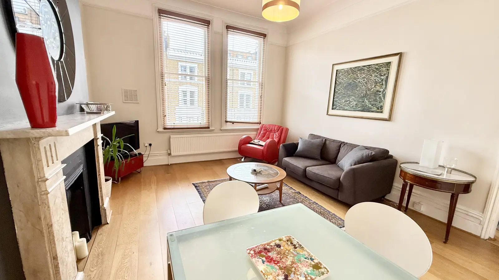Flat Hofland Road in Greater London