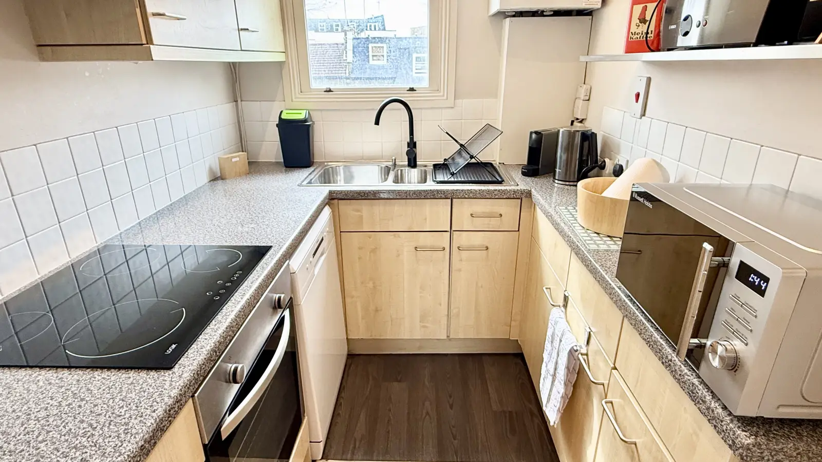 Flat Hofland Road in Greater London