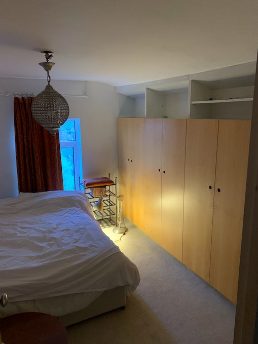 Room Evelina Road in Greater London