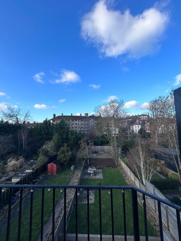 Room Copleston Road in Greater London