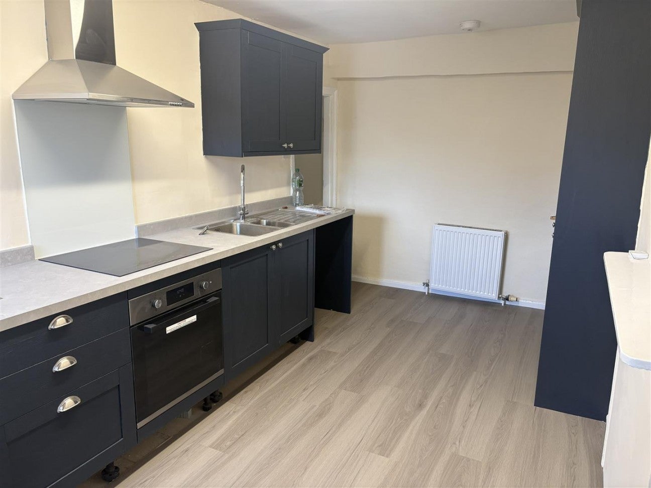 Flat Silver Street in Dursley