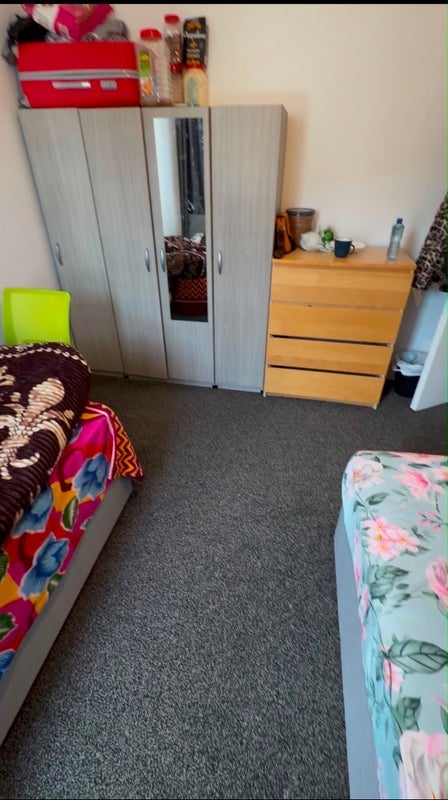 Room Orford Road in Greater London