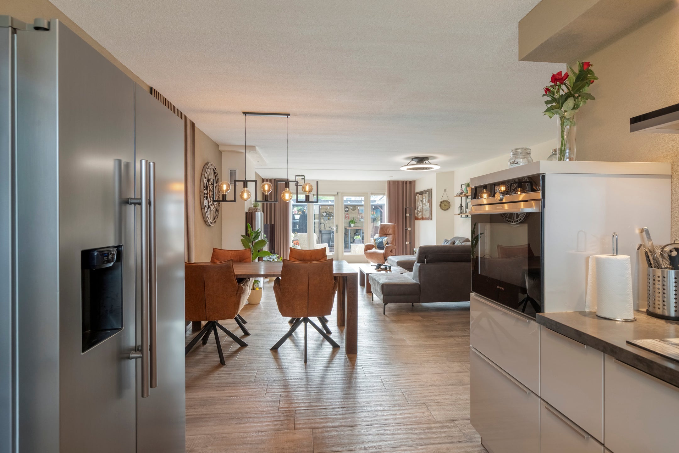 Tussenwoning te koop: Endenhout 19, Hoogvliet Rotterdam